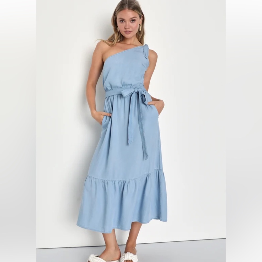 NWT Lulus Blue Chambray One-Shoulder Midi Dress